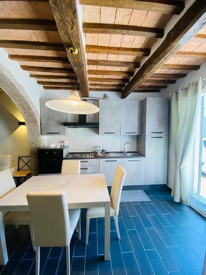 Villa Ca' di Leo Santa Fiora 0*,